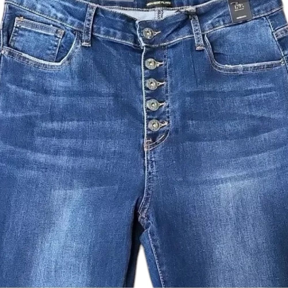 High Rise Button Fly Flare Jeans | Stretch Boutique Denim | Mid Wash | L&B | NWT - Picture 6 of 12